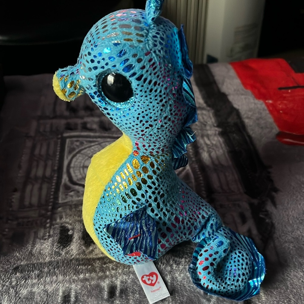 Ty Beanie Boos 2015 Neptune the Seahorse 8”Blue Sparkle Plush Stuffed Animal.